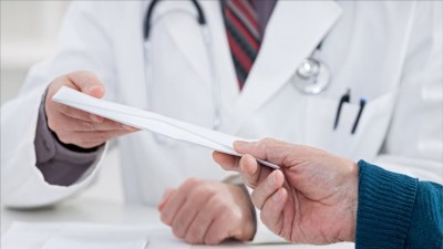 Συνελήφθη καρδιοχειρουργός νοσοκομείου της Αθήνας για «φακελάκι»