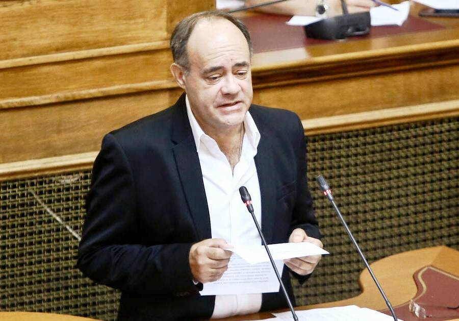 Μήνυσε τα ΜΑΤ ο βουλευτής Χίου του ΣΥΡΙΖΑ, Μιχαηλίδης