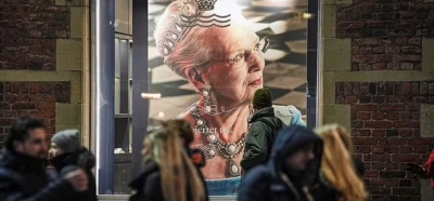 Βασιλική διαδοχή στη Δανία: Η βασίλισσα Μαργκρέτε δίνει επίσημα θρόνο, στέμμα, σκήπτρο στον γιο της Φρειδερίκο Χ'