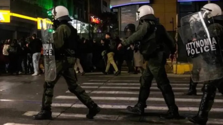 Καταπέλτης η γιατρός της 16χρονης στα επεισόδια της 28ης Οκτωβρίου: «Μου είπε ότι ξυλοκοπήθηκε από άνδρες της ΟΠΚΕ»