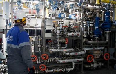 Der Spiegel: Για ιστορικούς λόγους η μεγάλη εξάρτηση της Γερμανίας από το φυσικό αέριο και πετρέλαιο της Ρωσίας