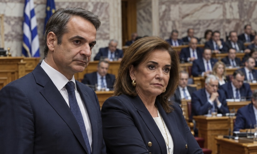 Σφάζονται στη ΝΔ για τα κρούσματα αλαζονείας -  Καρφιά Μητσοτάκη για Ντόρα, «βόμβες» Στυλιανίδη – Τιτανικός το Μαξίμου