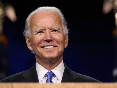 Καταρρέει ο Biden στις δημοσκοπήσεις, θα ζητήσει από το Κογκρέσο αναστoλή του φόρου στο αέριο