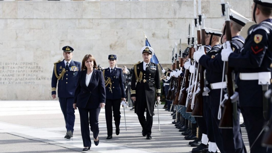 Σακελλαροπούλου για Ένοπλες Δυνάμεις: Εγγύηση για την εθνική μας κυριαρχία η προσήλωση στο καθήκον και η πίστη στην αποστολή τους