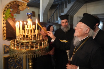 Από την ελληνική Ίμβρο - Έκκληση για ειρήνη του Πατριάρχη Βαρθολομαίου ενόψει της συνάντησης Trump - Putin