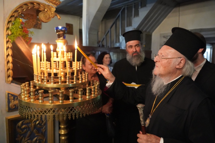 Από την ελληνική Ίμβρο - Έκκληση για ειρήνη του Πατριάρχη Βαρθολομαίου ενόψει της συνάντησης Trump - Putin