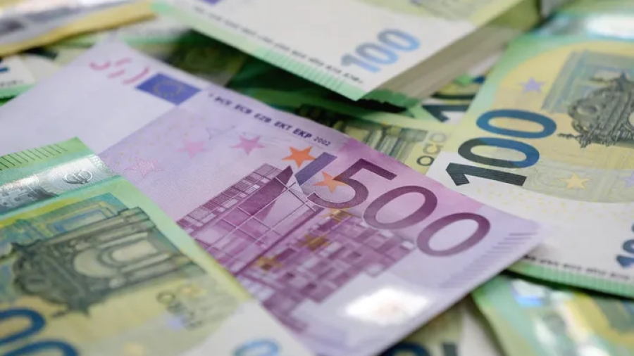 Πάγωσαν τους λογαριασμούς - περιουσίες 5 Ρώσων και στην Ελλάδα ως κυρώσεις για τον πόλεμο της Ουκρανίας