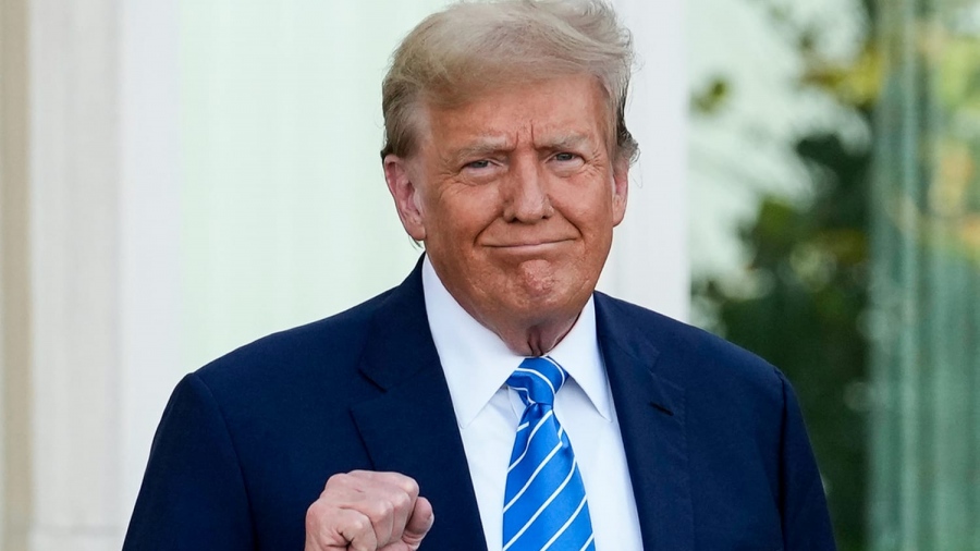 Νέα παρέμβαση Trump σε Fed: Οι καταναλωτές περιμένουν εδώ και χρόνια να πέσουν οι τιμές - Τα επιτόκια πρέπει να μειωθούν