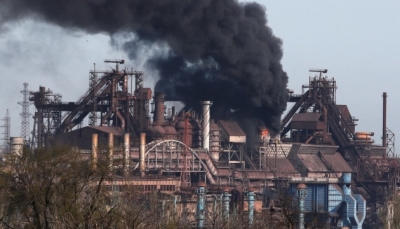 Εκκενώθηκε το εργοστάσιο Azovstal στην Ουκρανία, παραδόθηκαν 2.439 Ουκρανοί
