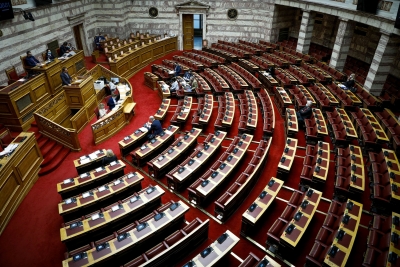 Εκλογικός νόμος: Κόντρα Χαρακόπουλου – Σκανδαλίδη στη Βουλή