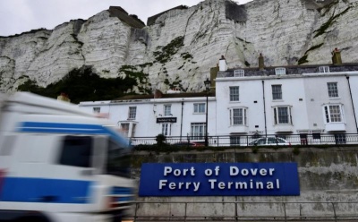 Σχέδια για σκληρό Brexit: Η Βρετανία ναυλώνει επιπλέον πλοία για εμπορικούς λόγους – Συμβάσεις 100 εκατ. λιρών