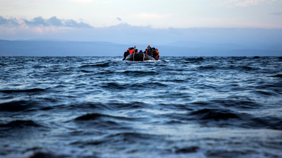 Ναυάγιο ανοιχτά της Κω - Βυθίστηκε σκάφος με 30 πρόσφυγες