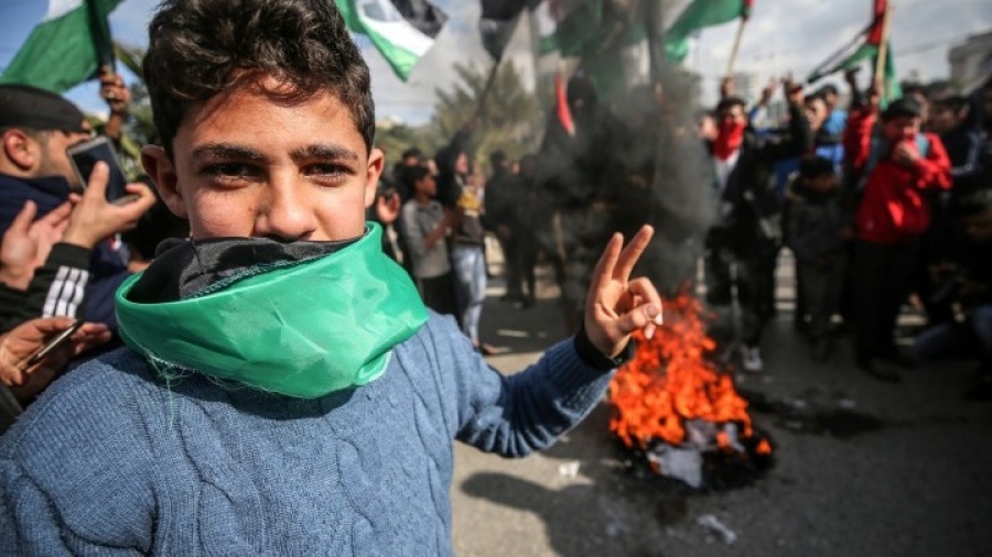 Συγκρούσεις στη Δυτική Όχθη μετά την ανακοίνωση του αμερικανικού σχεδίου - Τραυματίστηκαν 13 Παλαιστίνιοι