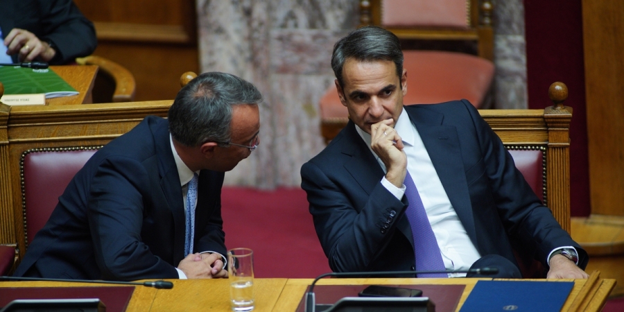 Σύσκεψη στο Μαξίμου για οικονομία και εστίαση – Δήλωση Μητσοτάκη για έκτακτες παρεμβάσεις