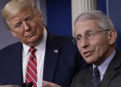 ΗΠΑ: Ενοχλημένος ο Trump με τον Fauci, απόλυση ζητά στέλεχος των Ρεπουμπλικάνων