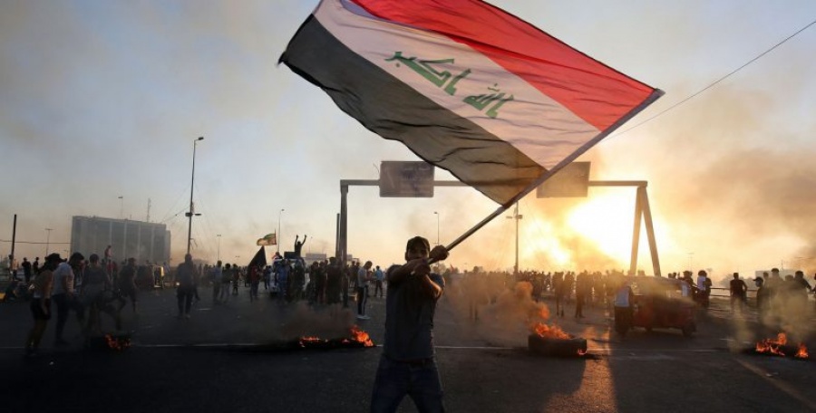 Διαδηλωτές στο Ιράκ απέκλεισαν την είσοδο στο λιμάνι Ουμ Κασρ