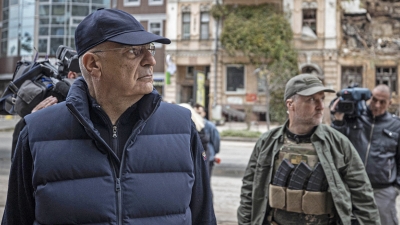 «Όχι» από Δένδια σε συμβιβασμούς: Η Τουρκία μας απειλεί ότι θα έχουμε την τύχη της Ουκρανίας - H συνάντηση με Kuleba