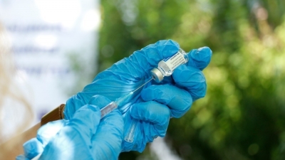 Εικονικός εμβολιασμός - Αορίστως αναβλήθηκε η δίκη στο Αυτόφωρο για το ΙΚΑ Αλεξάνδρας