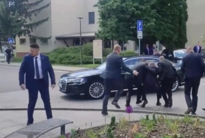 Σοκ στη Σλοβακία - Πυροβόλησαν τον πρωθυπουργό Robert Fico - Αναφορές για σοβαρό τραυματισμό - Συνελήφθη ο δράστης
