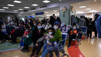 Συναγερμός στον ΠΟΥ, πάνω από 10 χιλ. παιδιά συρρέουν με πνευμονία σε νοσοκομεία της Κίνας, όλα υπό έλεγχο λέει το Πεκίνο