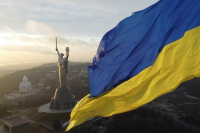 Εν καιρώ πολέμου... η Ουκρανία βρήκε τρόπο να γιγαντώσει τις κρατικές τράπεζες - Το υπόγειο πλέγμα των μεγάλων καταθέσεων