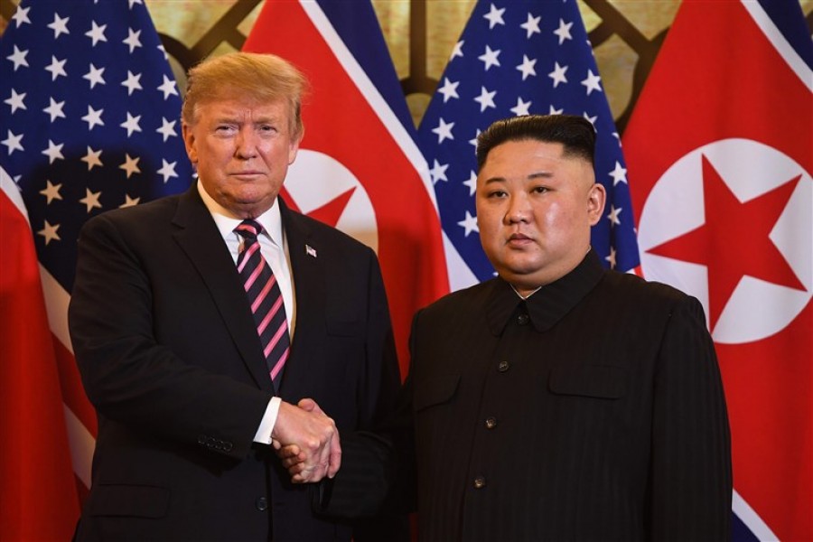 ΗΠΑ: Νέο βιβλίο αποκαλύπτει την αλληλογραφία του Trump με τον Kim Jong Un
