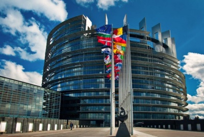 Το Ευρωπαϊκό Κοινοβούλιο καταγγέλλει τις αντιδημοκρατικές πρακτικές στην Τουρκία