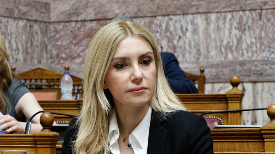 Φωτεινή Αραμπατζή (ΝΔ): Καταψηφίζω το νομοσχέδιο για τα ομόφυλα ζευγάρια