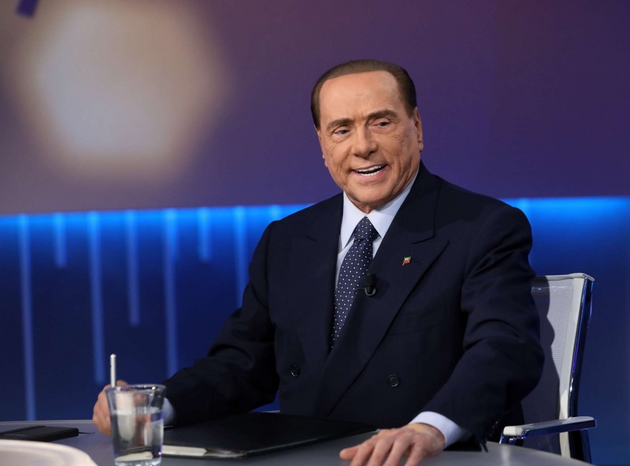 Η ζωή του Silvio Berlusconi γίνεται μιούζικαλ
