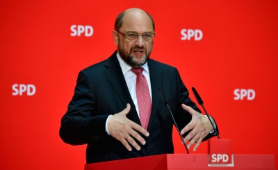 Διαψεύδει ο Schulz ότι ενέκρινε τις διαπραγματεύσεις για μεγάλο συνασπισμό - Οργισμένο τηλεφώνημα στη Merkel
