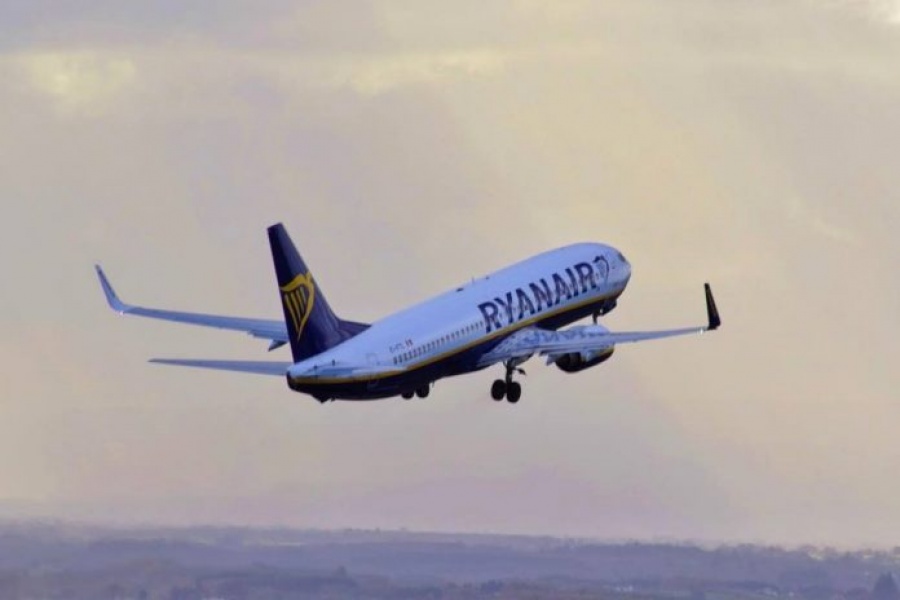 Επιστρέφει το 40% των πτήσεων τον Ιούλιο η Ryanair