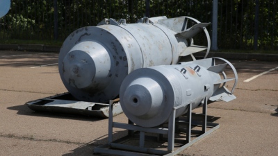 Εκρηκτική εξέλιξη: Ξεκίνησε η μαζική παραγωγή των φονικών βομβών FAB-3000 στη Ρωσία - 3 τόνοι θα εξαφανίζουν τα πάντα...