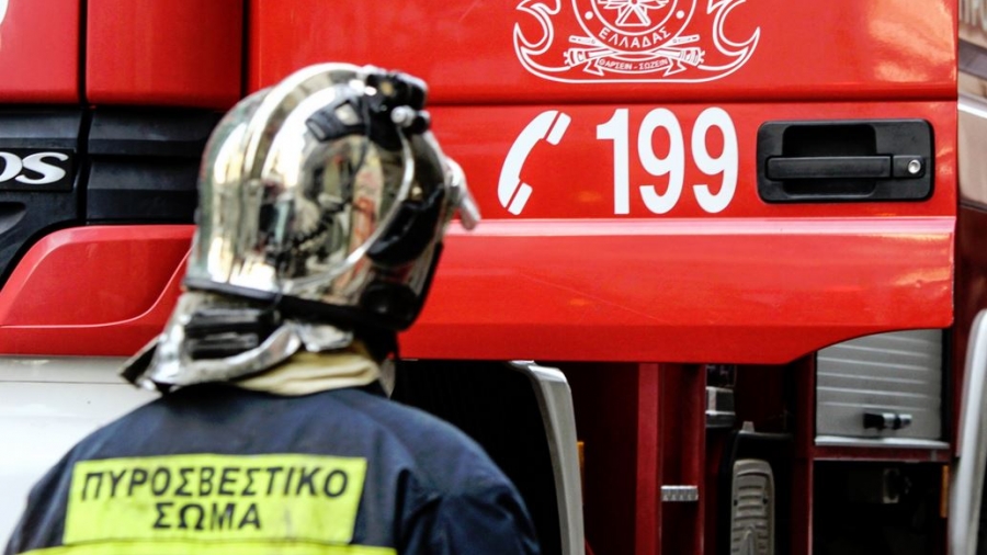 Ασπρόπυργος: Υπό έλεγχο η πυρκαγιά που ξέσπασε σε χώρο επιχείρησης