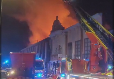 Τουλάχιστον εννέα άνθρωποι έχασαν τη ζωή τους από φωτιά που ξέσπασε σε νυχτερινό κέντρο στη Μούρθια