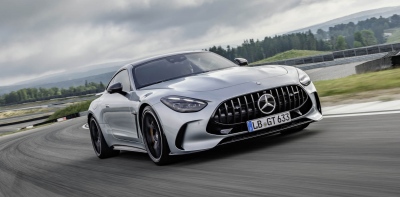 H νέα Mercedes-AMG GT έχει σχεδόν τα πάντα