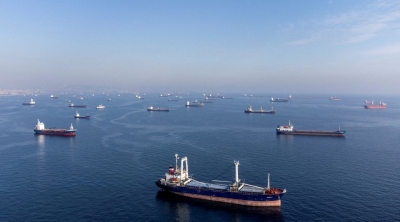 Μπλοκάρει τα ρωσικά δεξαμενόπλοια στα Στενά η Τουρκία – Ο σκιώδης στόλος, το εμπάργκο και οι τουρκικές μεθοδεύσεις