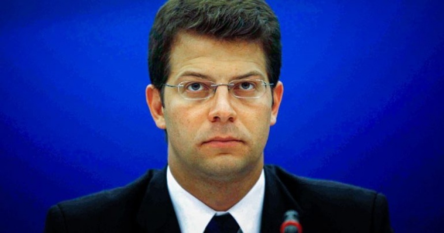 Απάντηση του υπουργείου Μεταναστευτικής Πολιτικής για την επίπλωση του γραφείου Τόλκα