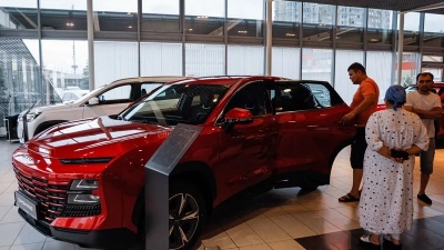 Νέα εποχή για αυτοκίνητα… Ρωσίας – Εκποιήθηκε η Renault έναντι 1 ρουβλίου και πλέον παράγει το Moskvich, υπό κινεζική καθοδήγηση