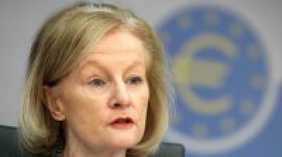 Nouy (SSM): Ήρθε η κατάλληλη στιγμή να αντιμετωπίσουμε τα κόκκινα δάνεια