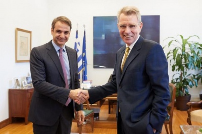 Pyatt (Πρέσβης ΗΠΑ): Στα 30 χρόνια ως διπλωμάτης σπάνια έχω δει μια τόσο ειλικρινά ζεστή και ενθουσιώδη υποδοχή σε ξένο ηγέτη