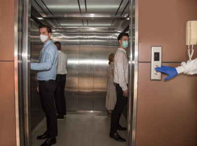 Μελέτη: Κολλάει τελικά ο κορωνοϊός στο ασανσέρ; Πως να προσέξετε