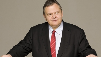 Βενιζέλος για τον θάνατο Παπούλια: Η Ελληνική Δημοκρατία του έχει μεγάλη ιστορική υποχρέωση