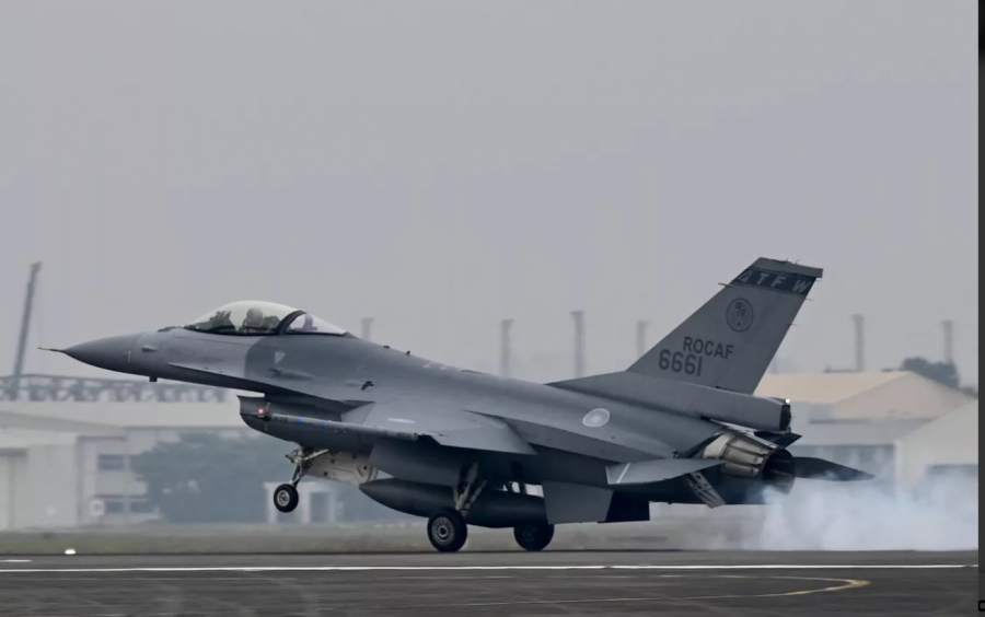 Επικίνδυνη κλιμάκωση: Νέα στρατιωτική βοήθεια 500 εκατ. δολ. από τις ΗΠΑ στην Ταϊβάν – Τι επιδιώκουν