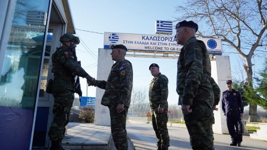 Επίσκεψη Αρχηγού ΓΕΕΘΑ σε Μονάδες των Ενόπλων Δυνάμεων στον Έβρο - Eξήρε το αίσθημα ευθύνης και τον επαγγελματισμό τους