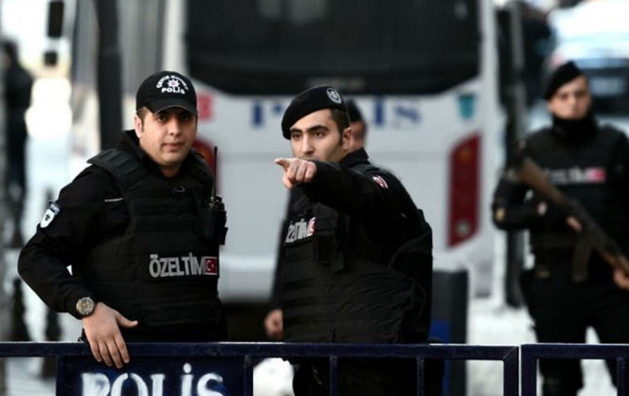 Τουρκία: Πάνω από 900 συλλήψεις για τρομοκρατία – Έρευνες σε 64 επαρχίες