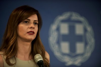 Αχτσιόγλου: Πολιτική δέσμευση να επιστρέψουμε στους συνταξιούχους τις παράνομες παρακρατήσεις Υγείας