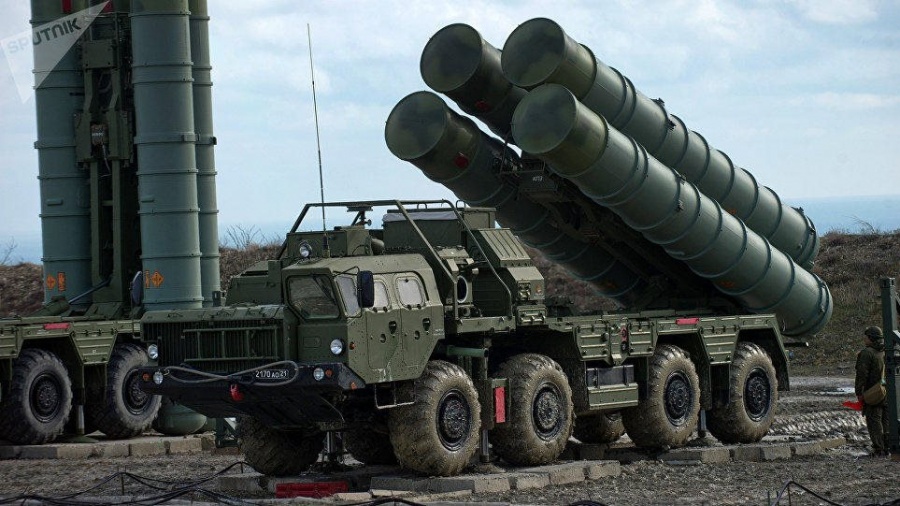 Ρωσία: Πυραυλικά συστήματα S 400 αναπτύχθηκαν στην περιφέρεια του Λένινγκραντ