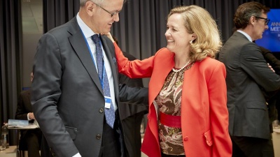 To Eurogroup κρούει τον κώδωνα του κινδύνου στην Ισπανία για το έλλειμμα – Δυσφορία για τις αυξήσεις στις συντάξεις