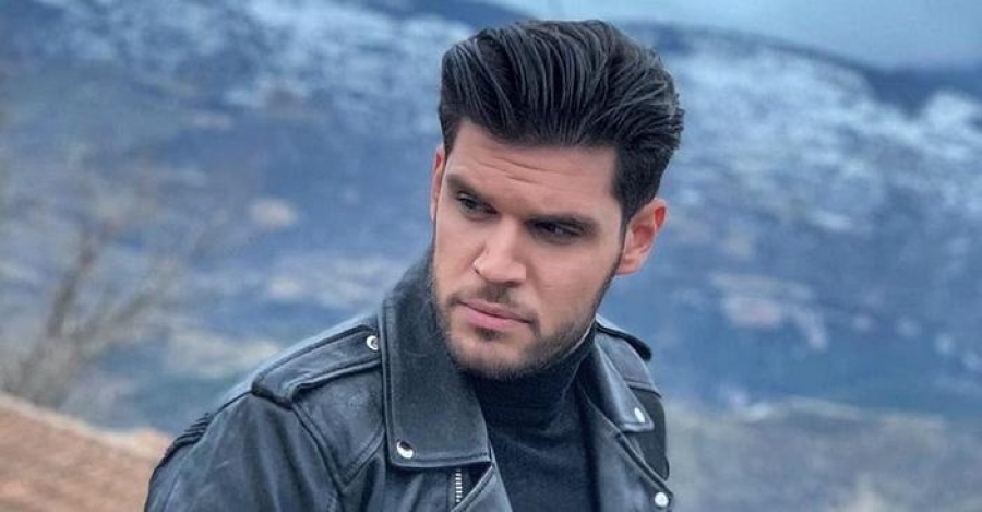 Θετικός στον κορωνοϊό μετά την διπλή δόση του εμβολίου της Pfizer ο τραγουδιστής Κωνσταντίνος Δρούλιας