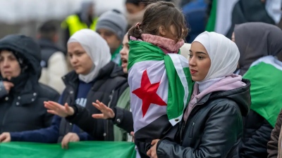 Ανατροπή από τη Γερμανία - Ο Merz θέλει το 80% των Σύριων να φύγουν από τη χώρα